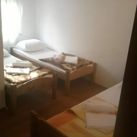 Гостевой дом Pansion Danijel 3*