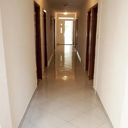 Pansion Danijel Меджугорье